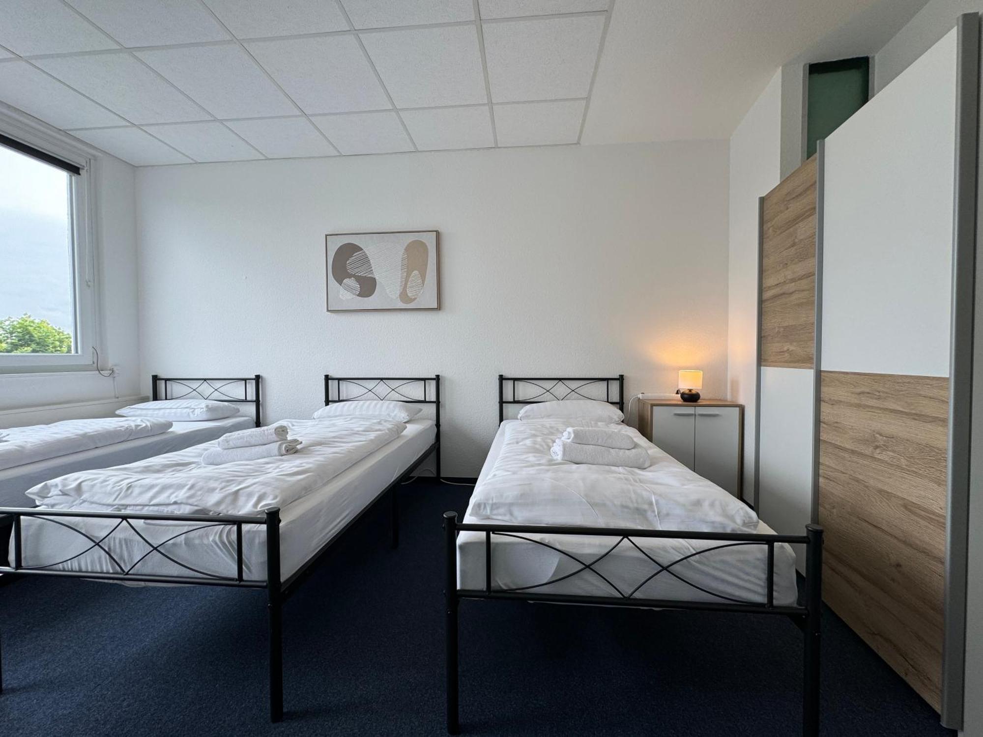 Thuja Apartments Karlsruhe-Neureut By Kurzzeit Buitenkant foto
