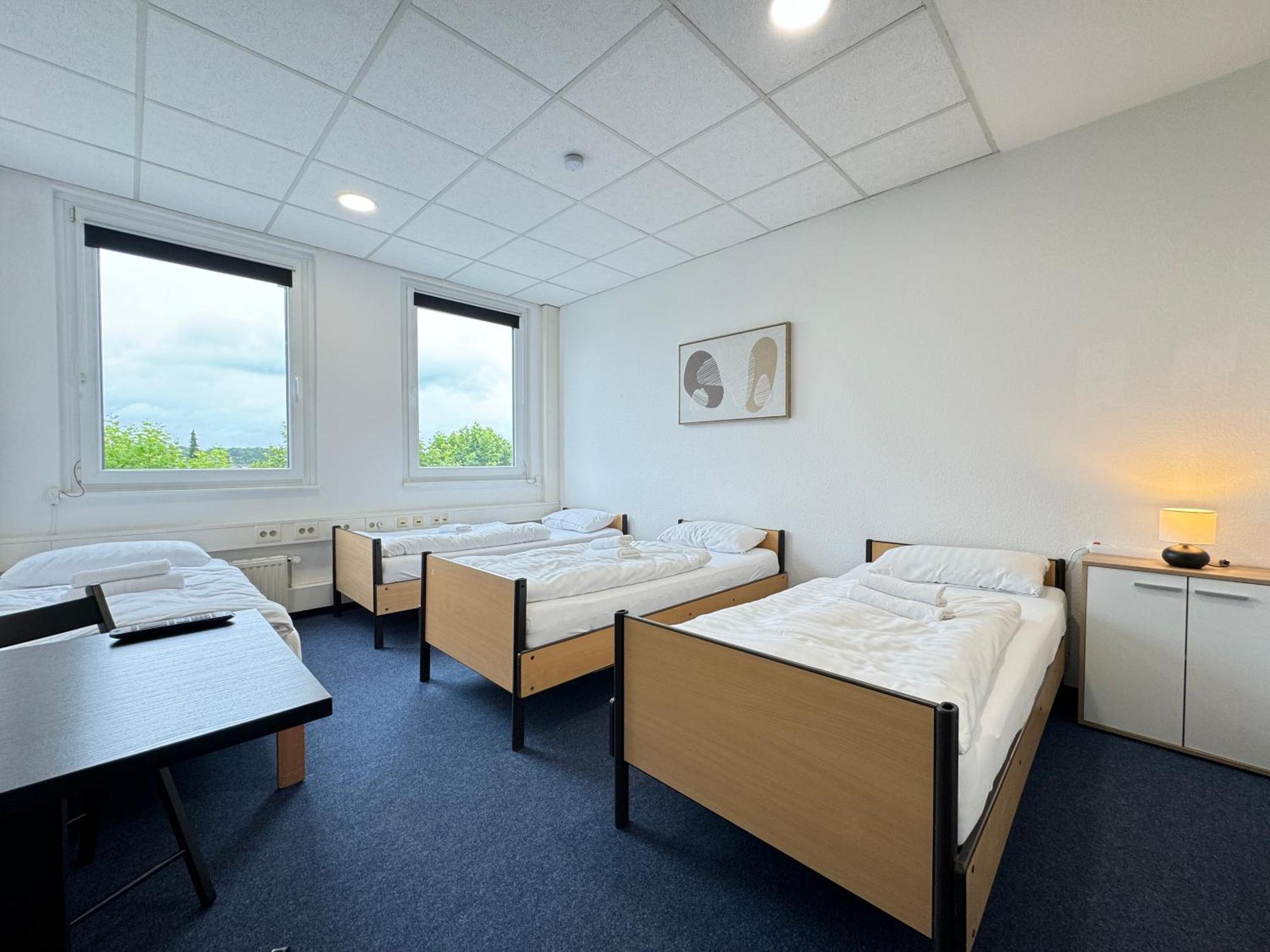 Thuja Apartments Karlsruhe-Neureut By Kurzzeit Buitenkant foto