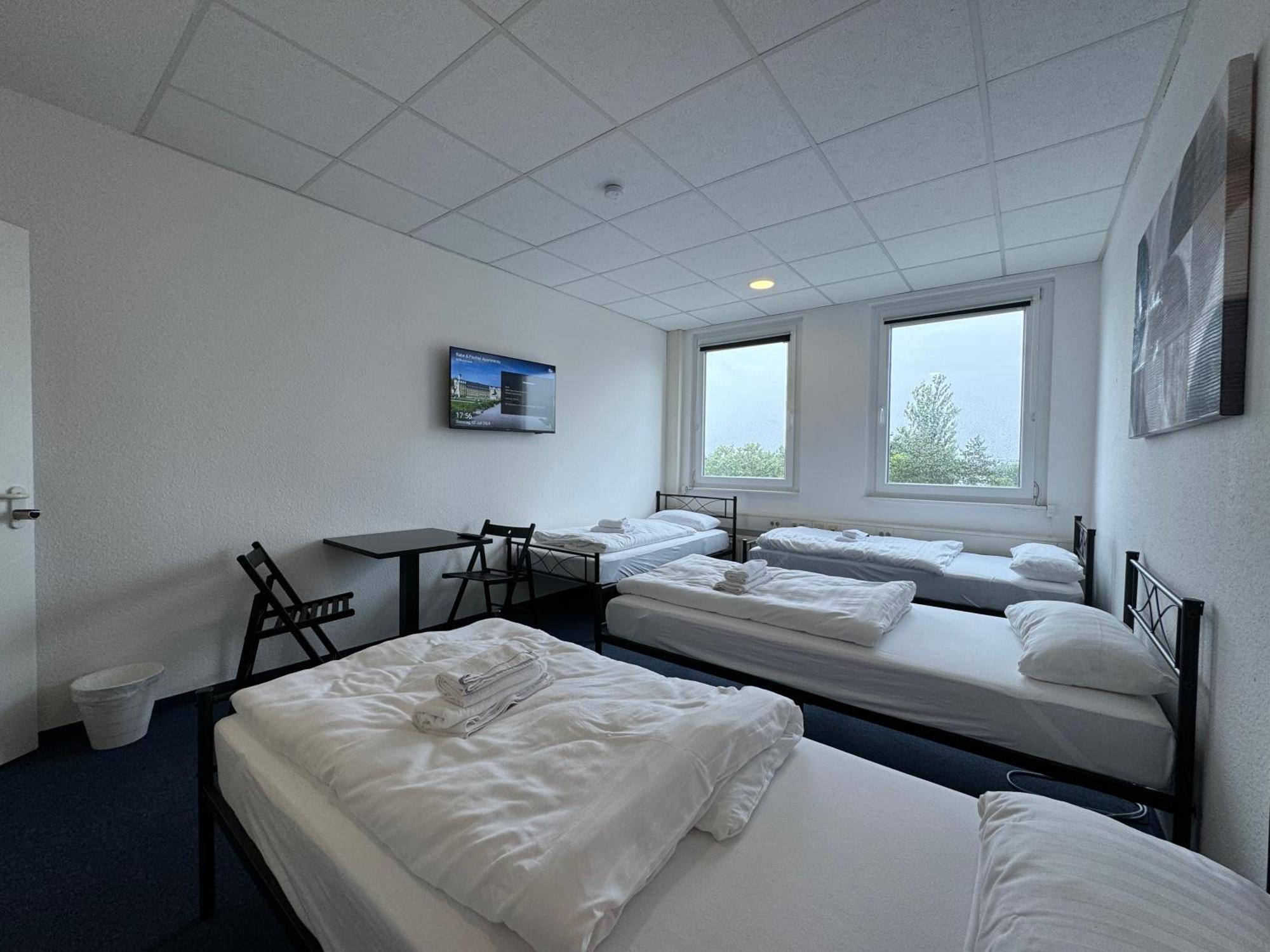 Thuja Apartments Karlsruhe-Neureut By Kurzzeit Buitenkant foto